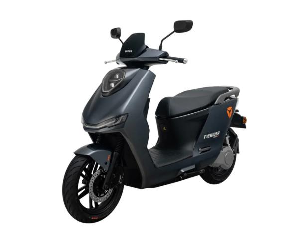 Yadea Fierider elektromos robogó 11KW, 72V, 2x27AH, Lítium (ÚJ)
